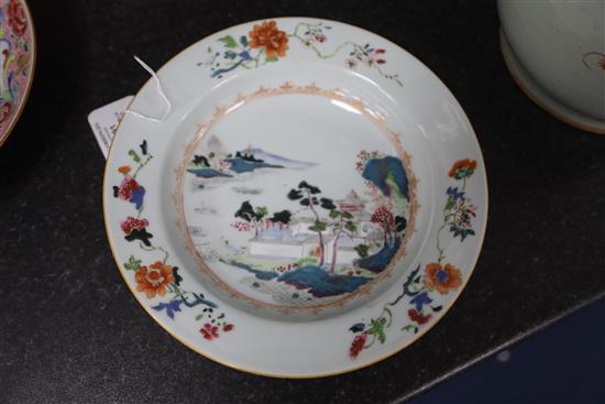 Three Chinese export famille rose dishes, Qianlong period, 22 -23cm (3)